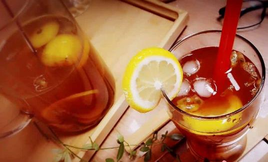 ���t����������Щ��